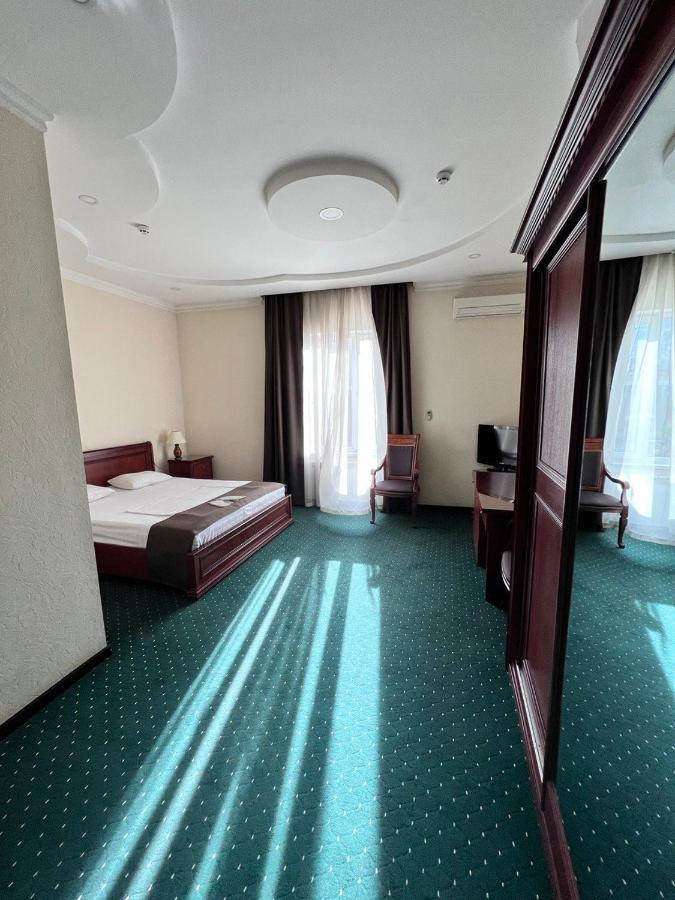 Grand Nur Hotel Tashkent Exterior foto