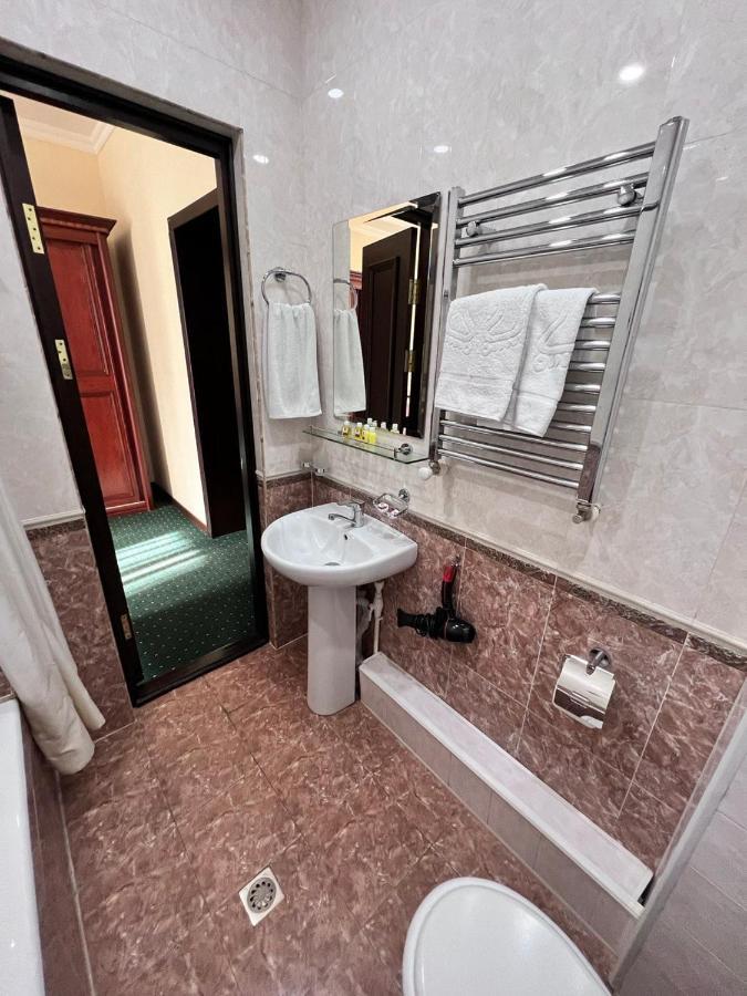 Grand Nur Hotel Tashkent Exterior foto