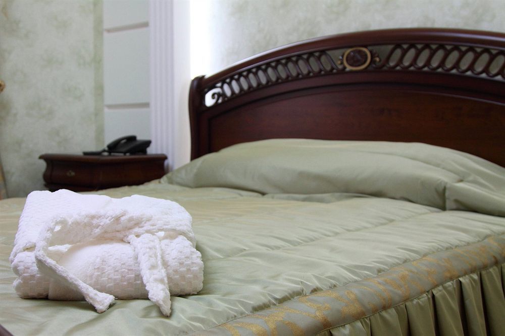 Grand Nur Hotel Tashkent Exterior foto